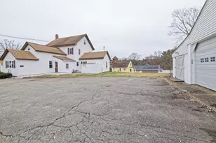 21 Maple St, Bellingham, MA 02019 - Photo 40