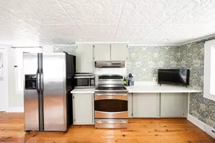 21 Maple St, Bellingham, MA 02019 - Photo 8