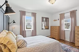 37 Sterling St, Lancaster, MA 01523 - Photo 16