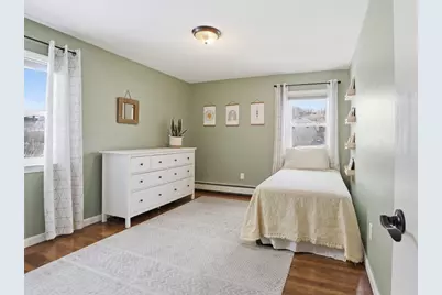 37 Sterling St, Lancaster, MA 01523 - Photo 18