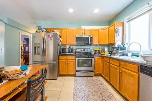 10 Lucian St, Worcester, MA 01603 - Photo 8