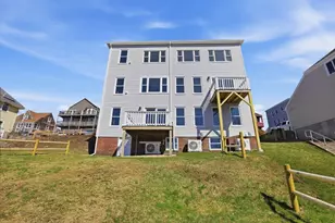 51 Harbor View Ave, Winthrop, MA 02152 - Photo 28