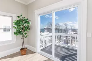 51 Harbor View Ave, Winthrop, MA 02152 - Photo 8