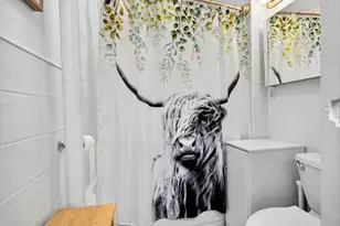 49 Charles St, Boston, MA 02114 - Photo 14