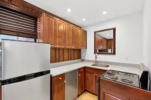 49 Charles St, Boston, MA 02114 - Photo 16