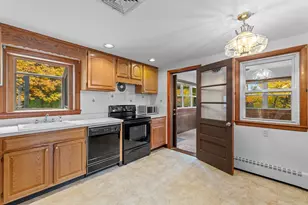 231 Central St, Framingham, MA 01701 - Photo 12