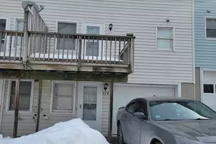 35 Genessee St, Worcester, MA 01603 - Photo 4