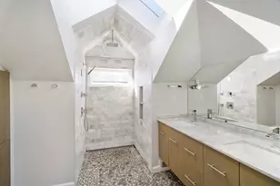 305 Webster St, Newton, MA 02466 - Photo 14