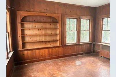 41 Dartmouth St, Holyoke, MA 01040 - Photo 6