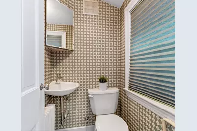 7 Birch Hill Rd, Melrose, MA 02176 - Photo 10