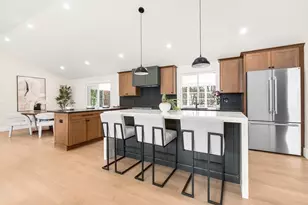 715 Summer St, Lynnfield, MA 01940 - Photo 14