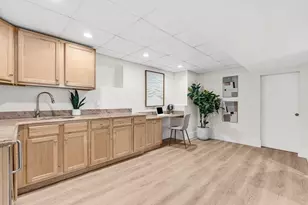 715 Summer St, Lynnfield, MA 01940 - Photo 32