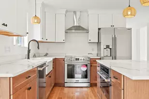 145 Turner Farm Rd, Uxbridge, MA 01569 - Photo 2