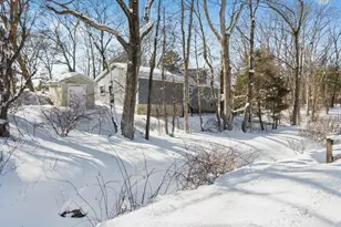 10 Ashcroft Cir, Groveland, MA 01834 - Photo 4