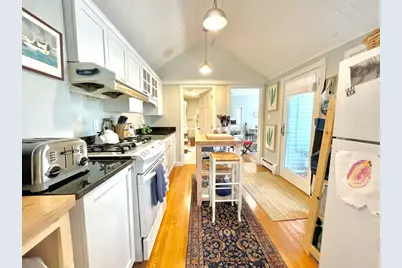 89 Green St #2, Boston, MA 02129 - Photo 1