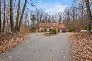 164 Oxford Rd, Charlton, MA 01507 - Photo 2