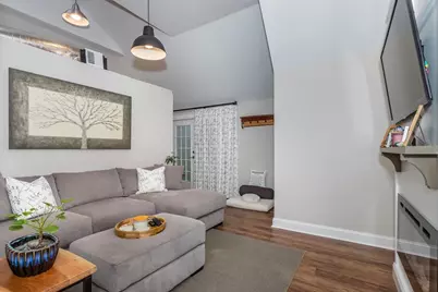 32 Billings St #32R, Sharon, MA 02067 - Photo 4