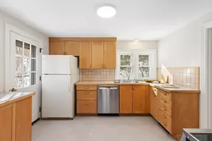 115 Gloucester St, Arlington, MA 02476 - Photo 10