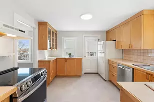 115 Gloucester St, Arlington, MA 02476 - Photo 8