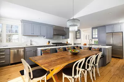 18 Moffat Road, Newton, MA 02468 - Photo 8