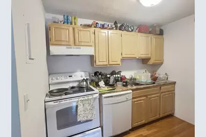 1027 Commonwealth Ave #12, Boston, MA 02215 - Photo 2