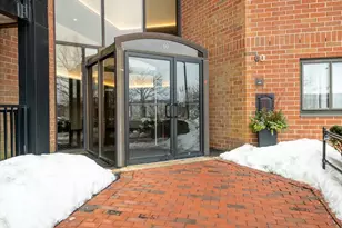 60 Rantoul St, Beverly, MA 01915 - Photo 2