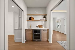 311 Beech Ave, Melrose, MA 02176 - Photo 8