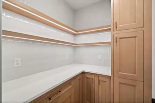 311 Beech Ave, Melrose, MA 02176 - Photo 10