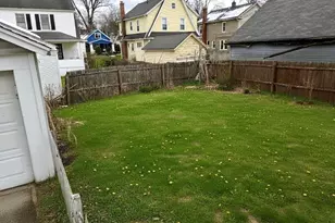 33-35 Ruskin St, Springfield, MA 01108 - Photo 20