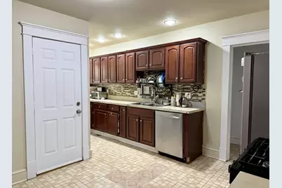 33-35 Ruskin St, Springfield, MA 01108 - Photo 4