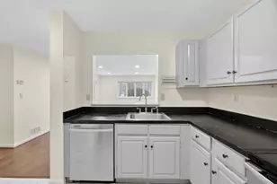 500 Colonial Dr, Ipswich, MA 01938 - Photo 6