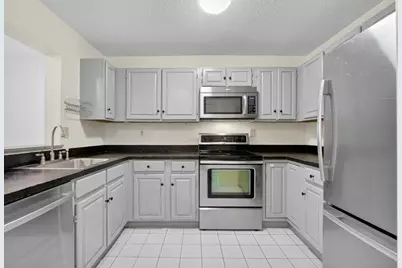 500 Colonial Dr #5, Ipswich, MA 01938 - Photo 4