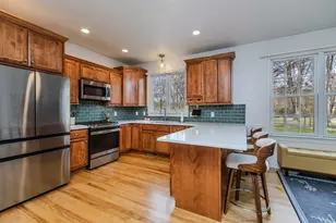 77 Ferry St, South Hadley, MA 01075 - Photo 14