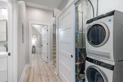 96 Cottage St #8, Boston, MA 02128 - Photo 26