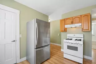 88 Crescent St, Franklin, MA 02038 - Photo 12