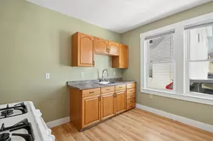 88 Crescent St, Franklin, MA 02038 - Photo 10