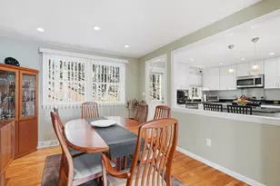 55 Ledgewood Rd, Framingham, MA 01701 - Photo 10