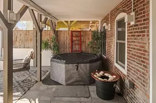 263 Webster St, Boston, MA 02128 - Photo 28