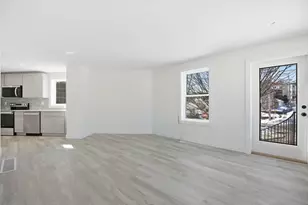 23 Blake St, Revere, MA 02151 - Photo 4