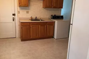 13-15 Pearl St, Holyoke, MA 01040 - Photo 12