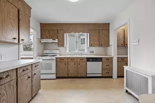 69-71 Sterling St, Somerville, MA 02144 - Photo 6