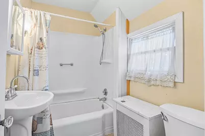 374 East St, Ludlow, MA 01056 - Photo 20