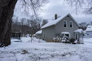 24 Railroad Ave, Dudley, MA 01507 - Photo 1