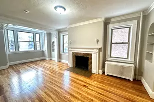 577 Pleasant St, Holyoke, MA 01040 - Photo 10