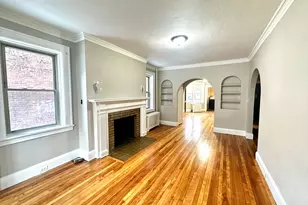 577 Pleasant St, Holyoke, MA 01040 - Photo 12