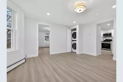 469 Medford St #2, Somerville, MA 02145 - Photo 4