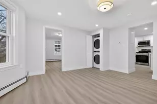 469 Medford St, Somerville, MA 02145 - Photo 4