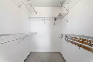 1006 Paradise Rd, Swampscott, MA 01907 - Photo 12