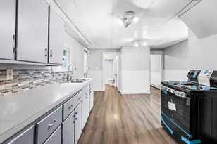 77 Wheeler St, Athol, MA 01331 - Photo 2