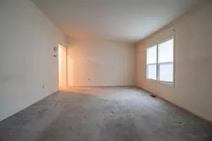 50 Highland St, Taunton, MA 02780 - Photo 14